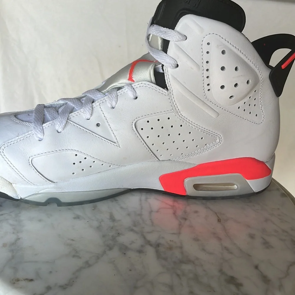 Jordan Retro 6 - Picture 8 of 12